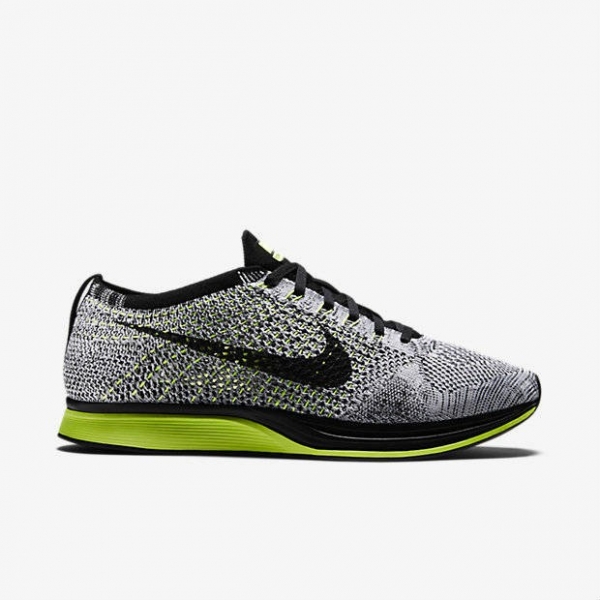 Nike Flyknit Racer