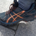 Review Asics GEL-HARUNA 