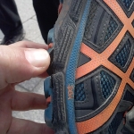 Review Asics GEL-HARUNA 