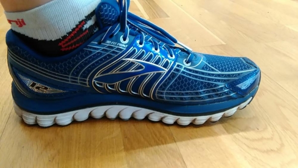 Review Brooks GLYCERIN 12