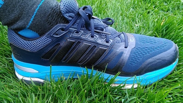 Review Adidas adistar Boost